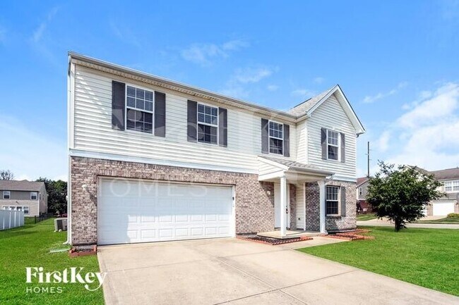 10920 Middlebrook Ln in Indianapolis, IN - Foto de edificio - Building Photo