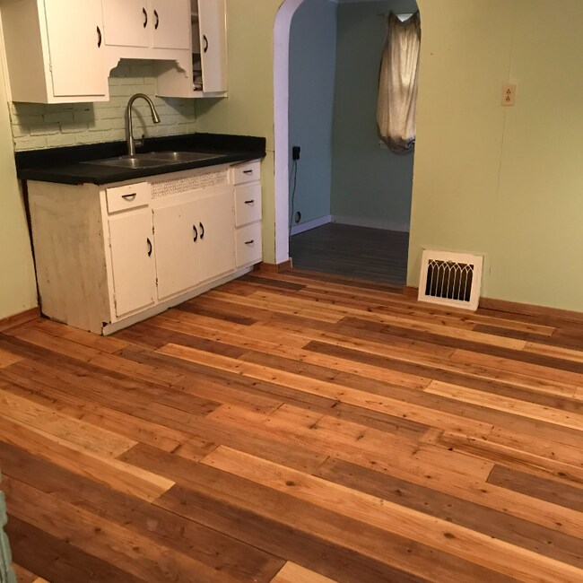 property at 20 Montgomery St