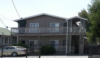 2648 Parker Ave in Oakland, CA - Building Photo