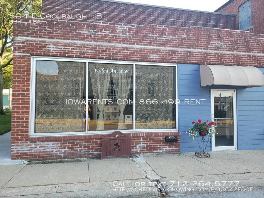 504 E Coolbaugh St-Unit -B in Red Oak, IA - Building Photo