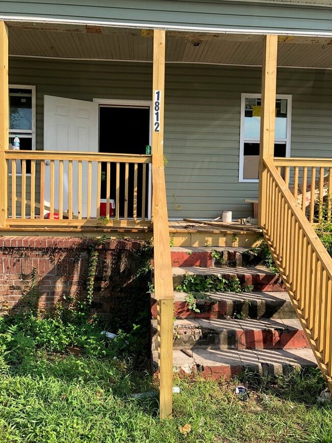 1812 Dayton St in North Charleston, SC - Building Photo - Building Photo