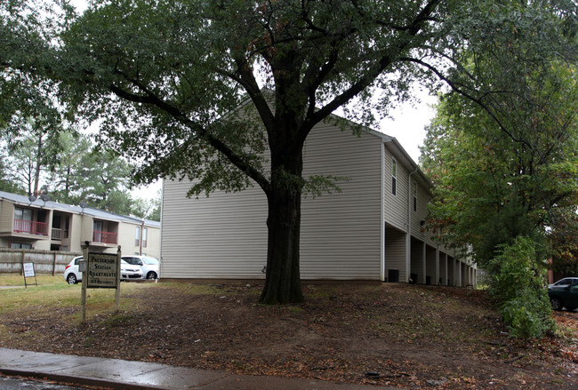 The Patterson Station Townhomes in Memphis, TN - Foto de edificio - Building Photo