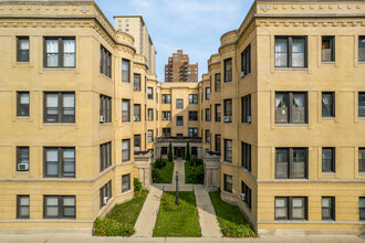 THE COURT in Chicago, IL - Foto de edificio - Building Photo