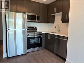 575 Conklin Rd in Brantford, ON - Building Photo - Building Photo