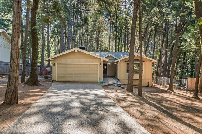 property at 14334 Sinclair Cir