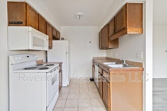 373 Geneva St in Aurora, CO - Building Photo - Building Photo