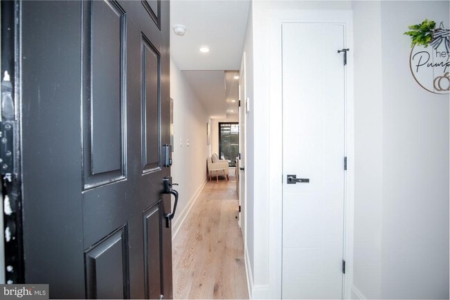 1133 5th St NW in Washington, DC - Building Photo - Building Photo