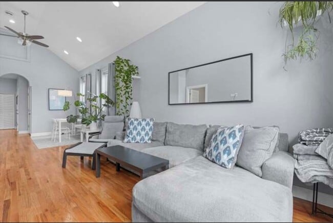 1920 S Sangamon St, Unit 1 in Chicago, IL - Building Photo - Building Photo