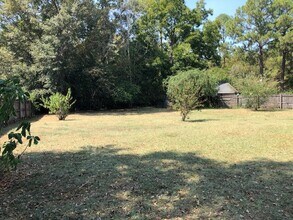 1903 Azure Dr in Dothan, AL - Building Photo - Building Photo