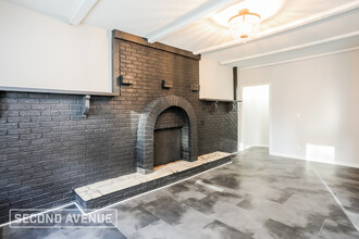 4913 Hedges Ave in Kansas City, MO - Building Photo - Building Photo