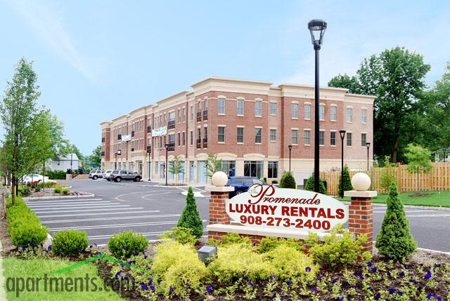 The Promenade at Summit in Summit, NJ - Foto de edificio - Building Photo