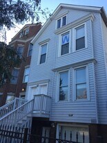 1141 W Addison St in Chicago, IL - Building Photo