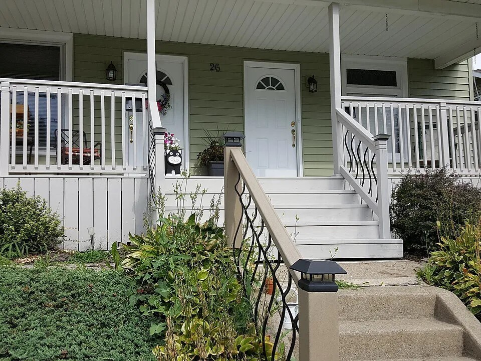 26 Bigelow St, Unit Apt. 2 in Binghamton, NY - Building Photo