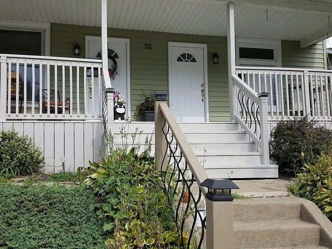 26 Bigelow St, Unit Apt. 2