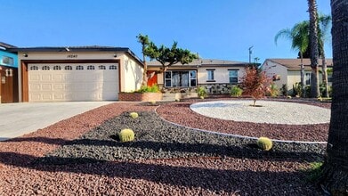 16240 Doublegrove St in La Puente, CA - Foto de edificio - Building Photo