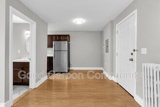 1015 Amherst St in Buffalo, NY - Foto de edificio - Building Photo