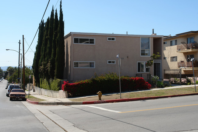 503 N Ardmore Ave in Los Angeles, CA - Foto de edificio - Building Photo