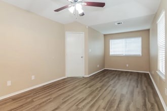 4152 Hathaway Dr in Grand Prairie, TX - Building Photo - Building Photo