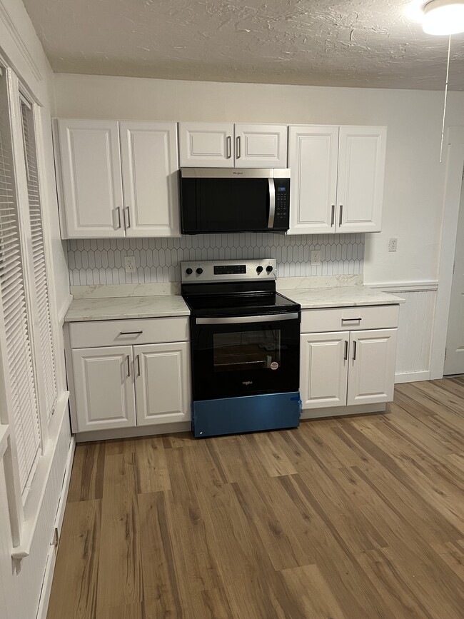 83 Mayfield St, Unit 83 Mayfield st