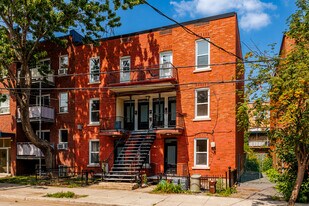 745 Desnoyers Rue in Montréal, QC - Building Photo