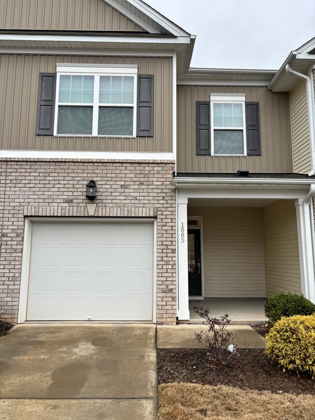 1005 Epiphany Rd in Morrisville, NC - Building Photo - Building Photo