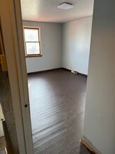 103 N 3rd Ave in Paden City, WV - Building Photo - Building Photo