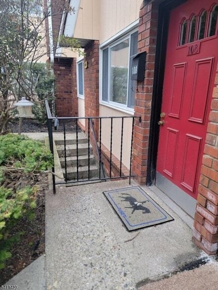 15 Broad St in Pompton Lakes, NJ - Building Photo - Building Photo