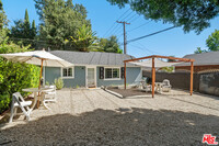 1700 Paloma St in Pasadena, CA - Foto de edificio - Building Photo