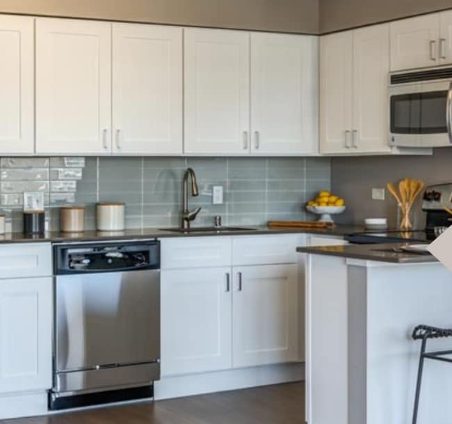 property at 2563 N Clark St