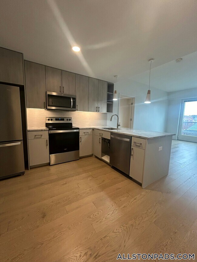 55 Brighton Ave