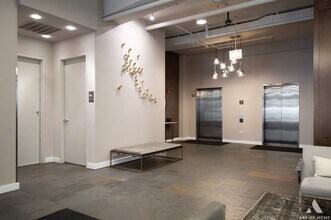 901 W Madison St in Chicago, IL - Building Photo - Building Photo