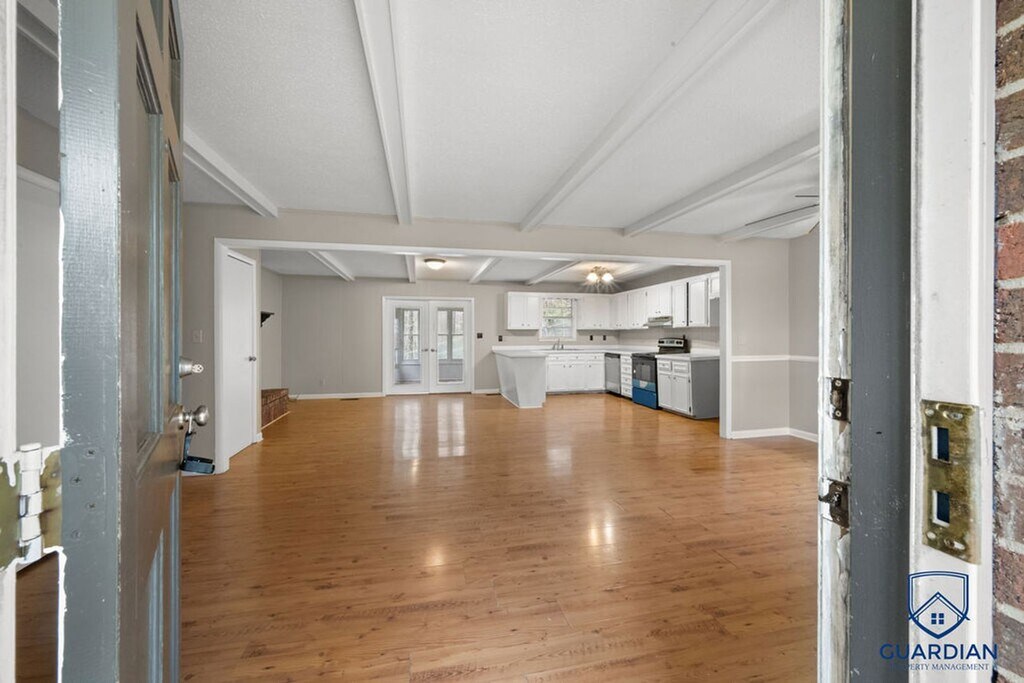 415 Hill St Rentals in Rainbow City, AL