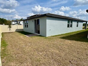 3685 Portsmouth Ln in Haines City, FL - Building Photo - Building Photo