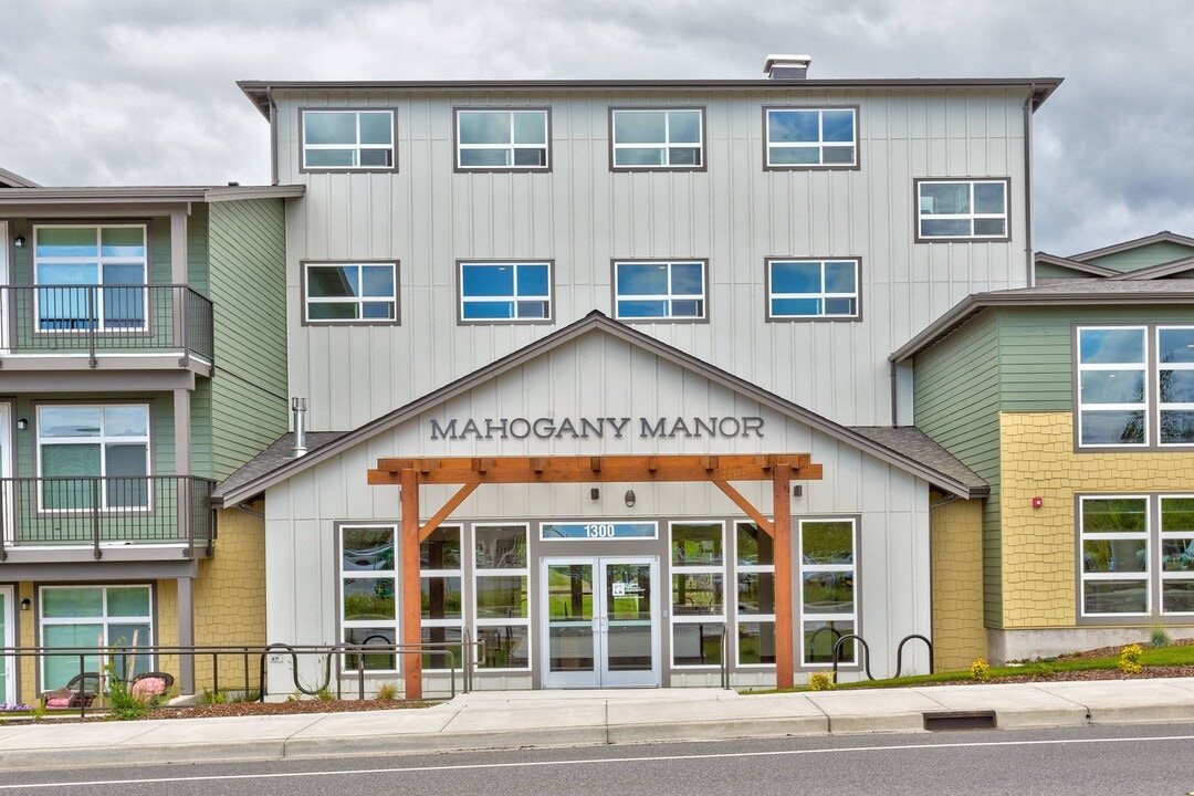 Mahogany Manor in Bellingham, WA - Foto de edificio