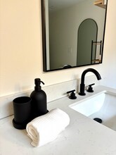 3609 SW 38th Ave in Portland, OR - Building Photo - Building Photo