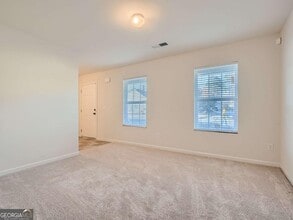 2352 Creel Rd in College Park, GA - Building Photo - Building Photo