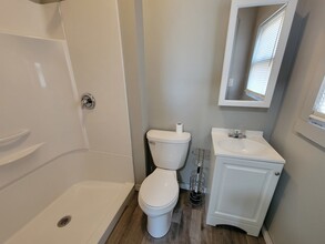 533 Deleon St in Ottawa, IL - Building Photo - Building Photo