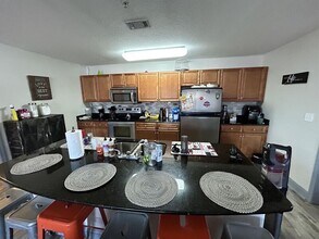 1611 Muscovy Wy in Seneca, SC - Building Photo - Building Photo