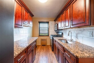 234-28 131st Ave in Queens, NY - Building Photo - Building Photo