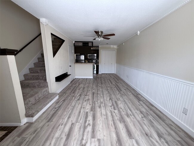 property at 2110 Wilcrest Dr