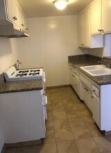 1024 Justin Ave, Unit 1024 Justin Ave in Glendale, CA - Foto de edificio - Building Photo