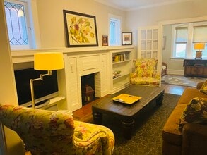 6619 San Bonita Ave, Unit 2nd 3rdFloor in Clayton, MO - Foto de edificio - Building Photo