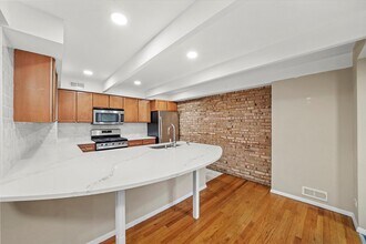 406 S Lageschulte St in Barrington, IL - Building Photo - Building Photo