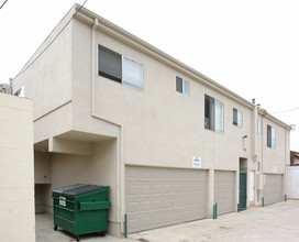 4450 CLEVELAND Ave in San Diego, CA - Building Photo - Building Photo