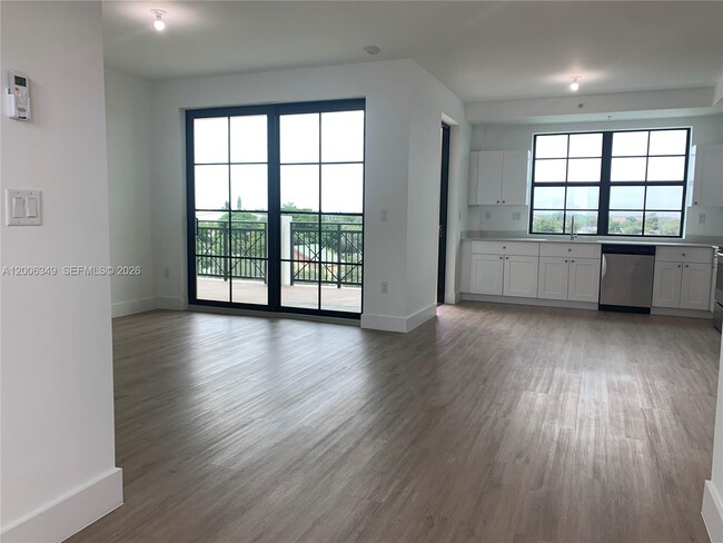 property at 4100 Davie Rd