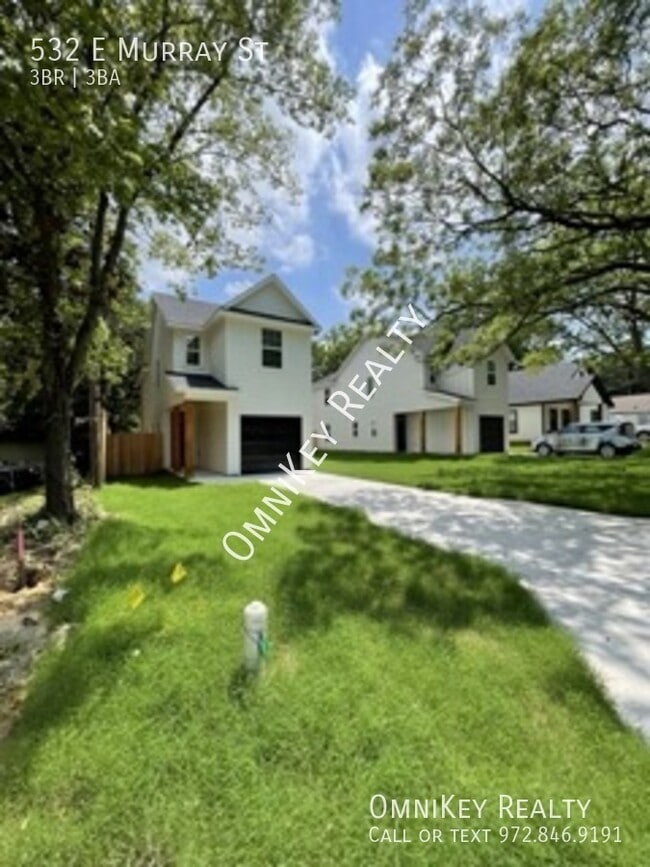 532 E Murray St in Denison, TX - Building Photo - Building Photo