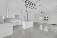 913 W Kohala Ave photo'