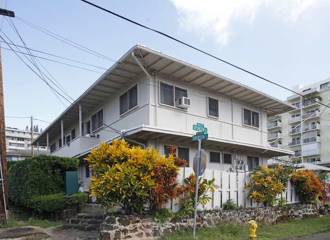 1503 Emerson St in Honolulu, HI - Foto de edificio - Building Photo