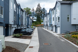 Northmark Townhomes at Beardslee in Bothell, WA - Foto de edificio - Building Photo