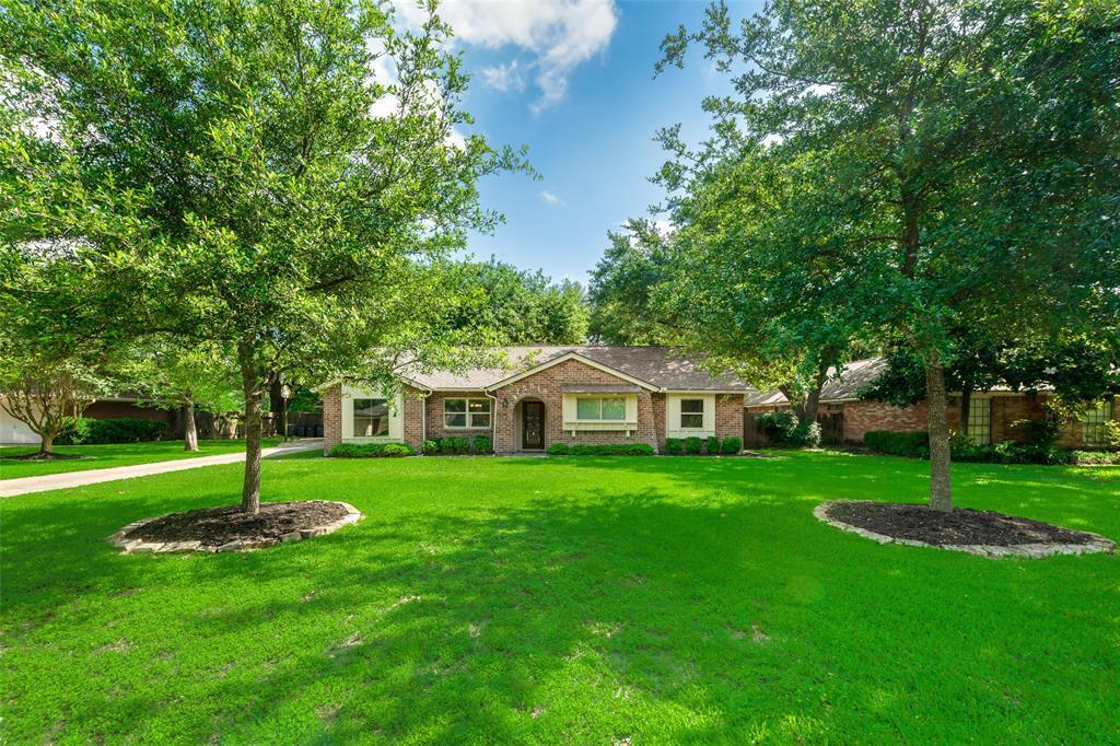 15518 Jersey Dr in Jersey Village, TX - Building Photo